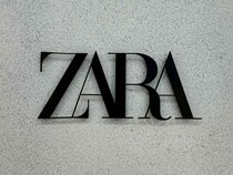 【ZARAのグレー】に一目惚れかも、、！ 40・50代が持ちたい♡「洗練バッグ」