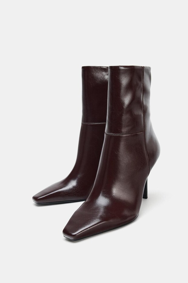 40・50代の秋に“この色”！【ZARA】キレイ見え100点♡「ボルドー色シューズ」