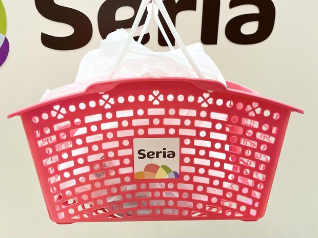 この可愛さが110円、、！？【セリア】ガバッと買いたい♡「SWIMMERグッズ」