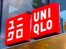 1枚でも羽織りでも使える！【ユニクロ】40・50代の味方！「即戦力シャツ」