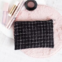 大人が持ちたい「激かわポーチ & 巾着」→【セリア】に110円で売ってた！