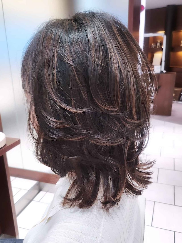 【50代おすすめヘア】切るだけで脱・昭和！！「レイヤー」が大当たりかも♡