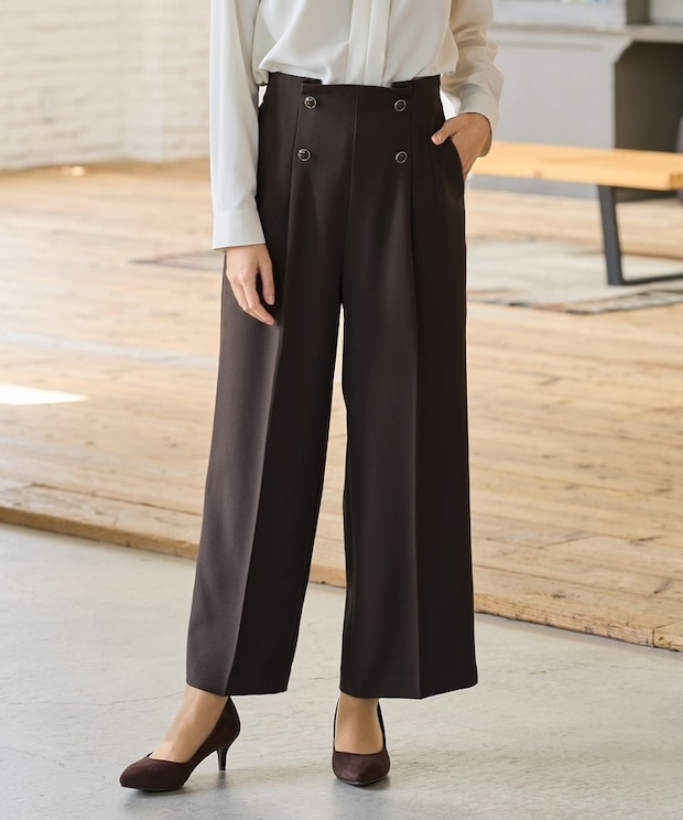 黒よりグレーより“ブラウン色”！【ハニーズ】40・50代の「サマ見えボトムス」