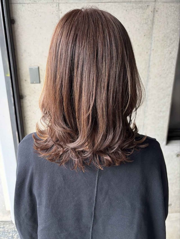 頑張ってる感なくオシャレ！【40・50代】にハマる♡「上品レイヤーヘア」