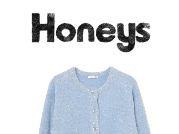 【ハニーズのブルー】が大人可愛い！ 40・50代の秋冬に♡「着映えトップス」