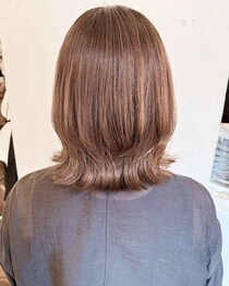 これぞ、シャレた【40・50代】！？ 白髪も隠す「こなれヘア」が大当たりかも♡