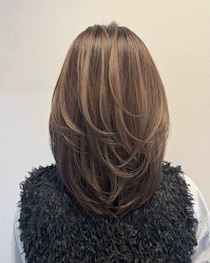 こういう髪型、求めてたーー！【40・50代】下ろしてもこなれる◎「長めレイヤー」