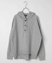 こういうの求めてた！【グローバルワーク】40・50代に似合う！「大人っぽパーカー」