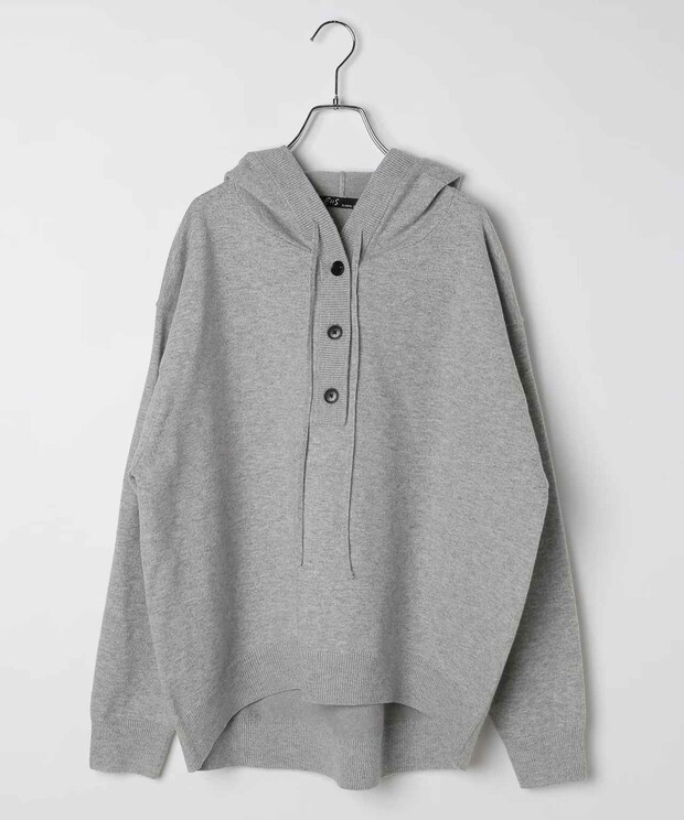 こういうの求めてた！【グローバルワーク】40・50代に似合う！「大人っぽパーカー」