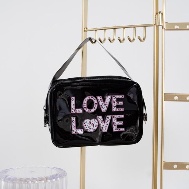 「それ可愛い」って褒められそう!【セリア】即買い推奨♡「巾着 & ポーチ」