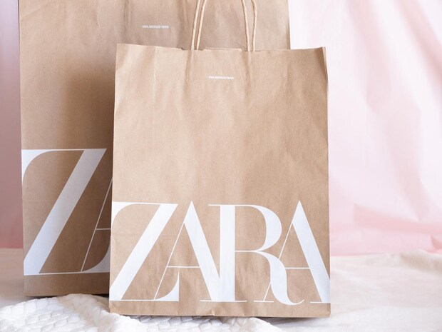 「コーデ暗くなりがち」な人へ!【ZARA】40・50代の差し色に♡「ボルドー色バッグ」
