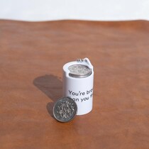 「バッグの中ガサゴソ、、」→ 回避！【セリア】つけるだけでOK！「便利アイテム」