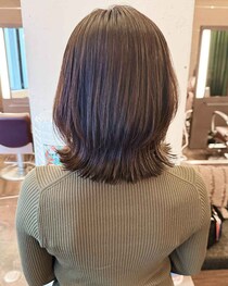 昭和ボブ → 今っぽボブへ！【40・50代】切るだけで即こなれ♡「ウルフボブ」