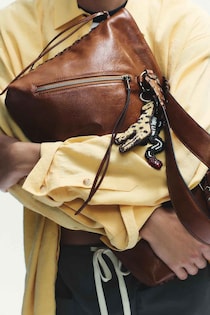 サッとつけて → 即トレンド見え！【ZARA】大人が狙いたい♡「激かわチャーム」