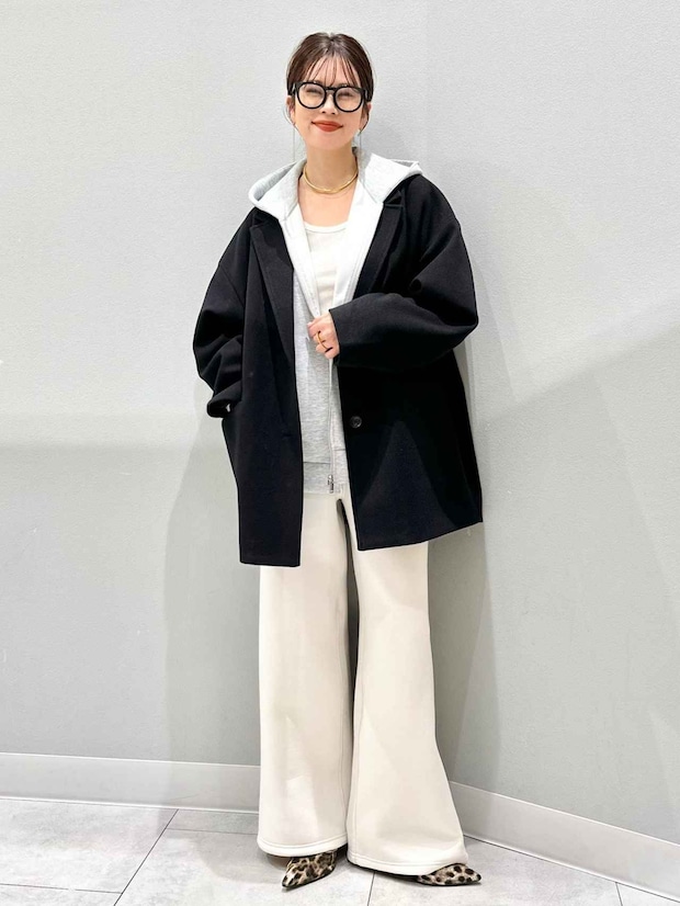 【GUパーカ】を40・50代が着るなら！？→ 程よくキレイめ♡「シャレ見えコーデ」