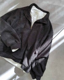 【しまむらのモノトーン】が可愛い！ 40・50代が着たい「冬の一軍トップス」