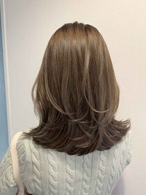 冬は長め派の【40・50代】へ！ 下ろしても楽にキマる♡「こなれミディアム」