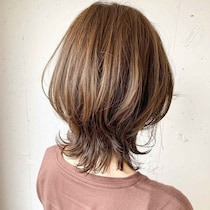 切るだけで今っぽ！！【40・50代のイメチェン】は「ウルフレイヤー」で決まりかも♡