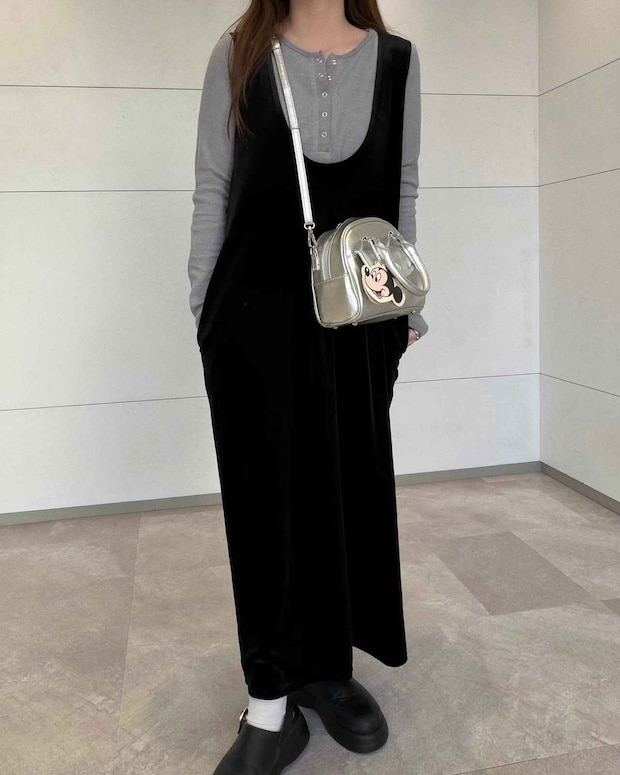 【しまむらのベロア】が可愛いーーッ！ 1点投入で主役級♡「高見えアイテム」