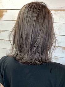 【40・50代】“髪型で脱・老け見え”なら → どの長さでもOK！「外ハネヘア」がイイ♡