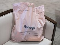 「色違いで欲しくなる！」【ハニーズ】1枚で即こなれる♡「優秀トップス」