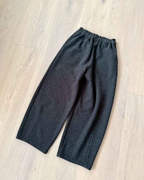 【大人のしまむら】から新作キターーッ！ 40・50代が即買いしたい「美シルエットパンツ」