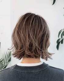 白髪は“賢く”隠す時代♡【40・50代】周りと差がつく「今っぽハイライト」