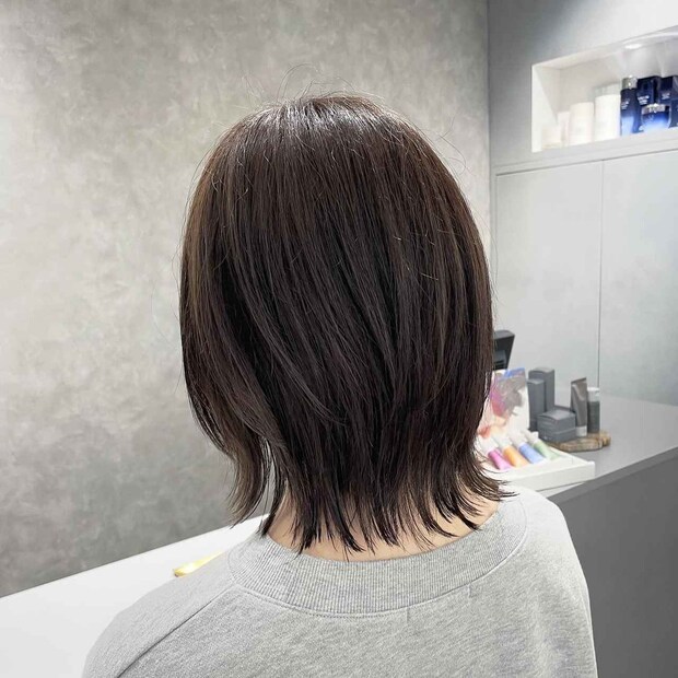 【40・50代のこなれヘア】ウルフ“すぎなくて”イイ！ 大人が挑戦しやすい♡「控えめウルフ」