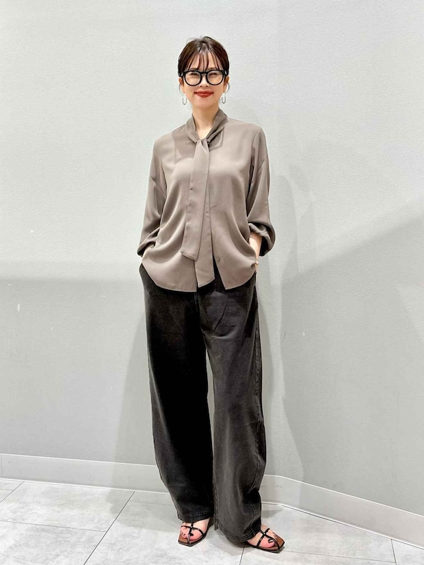 「スウェットパンツ部屋着見え問題」→ 解決！【GU】40・50代はこう穿く！「垢抜けコーデ」