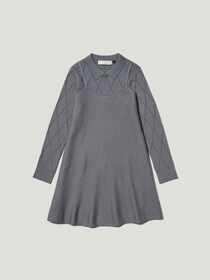 【GU × rokh】がセンス別格！ お値段以上に使えそう♡「グレー色ワンピ」