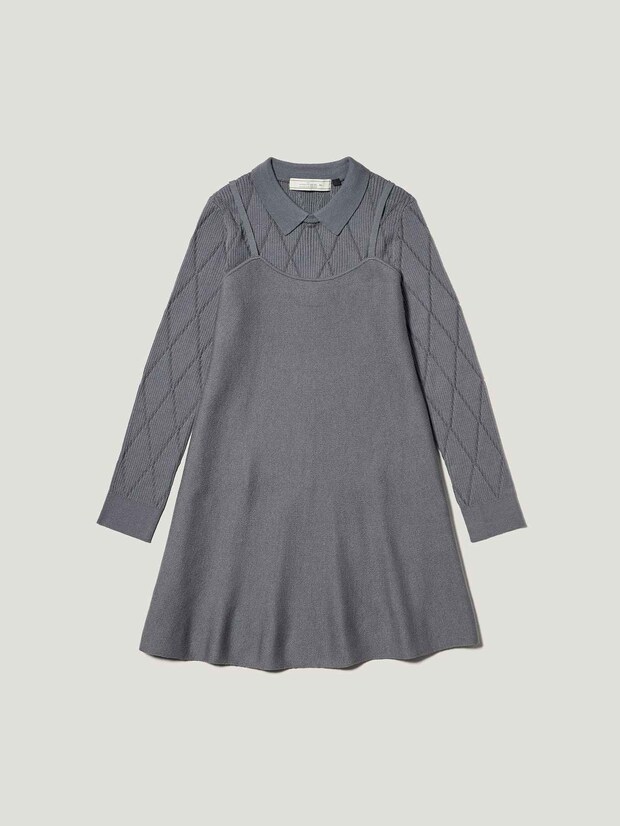 【GU × rokh】がセンス別格！ お値段以上に使えそう♡「グレー色ワンピ」