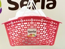 「ポーチ汚れてきた、、」→【セリア】へ！ デザインおしゃれ♡「110円ポーチ」