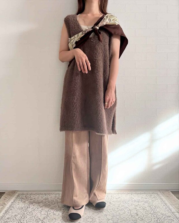 【しまむらのブラウン】で即アカ抜け！ 大人の体型カバーに♡「ふわふわチュニック」