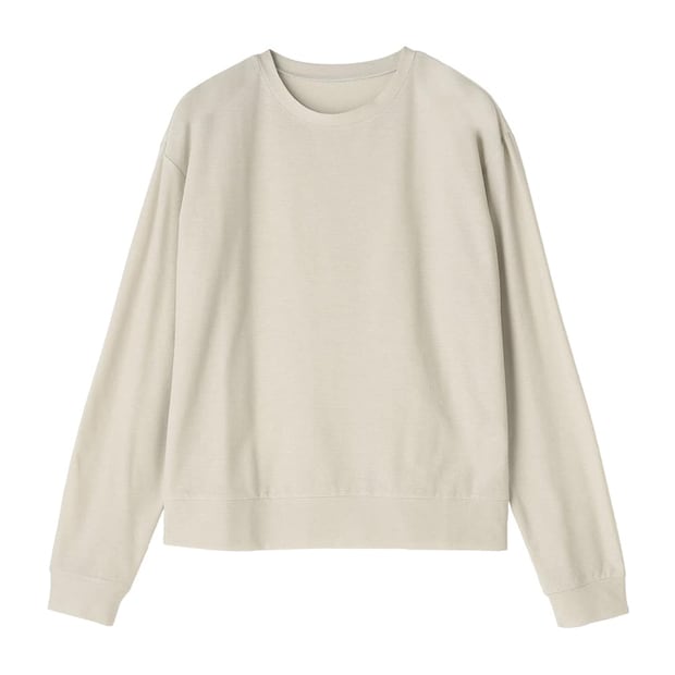 【ワークマン】がかなり頼りになる！ 大人の着回しコーデに♡「980円トップス」