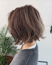 【50代】シャレたいけど、楽ちんが良い → 白髪ぼかしも叶う「ハイライトボブ」最強かも！