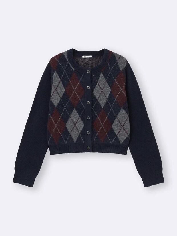 シャツよりブラウスより“この1枚”！【GU】40・50代の高見え♡「ネイビーカーデ」