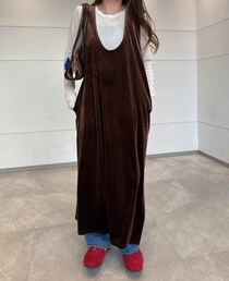 【しまむらの990円】が最強！「マジでほんとに買い！」と絶賛な「ベロアワンピ」