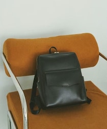 「とにかく軽くて機能的」って！【グローバルワーク】40・50代が持ちたい「きれいめバッグ」