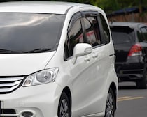 「車で待ってるね」と言ったのに母がいない、、、！ 探していたら“まさかの場所”から立ち上がったワケ