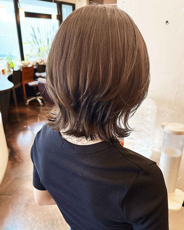 また同じカット → ちょっと待ったーー!【40・50代】周りと差がつく♡「ウルフレイヤー」