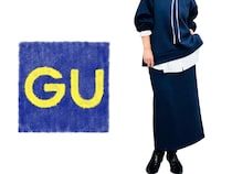 人気な理由に納得、、！【GU】スッキリ見え狙える！「ネイビー色スカート」