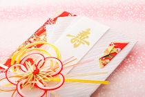 ご近所さんに「また監視される！」と怯えた産後。恐る恐るドアを開けると、『予想だにしない一言』が！