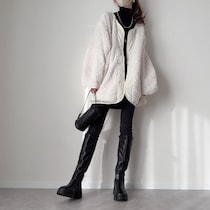 トレンドの「ロングブーツ」はこう履く！【40・50代】が真似したい「冬の大人コーデ」