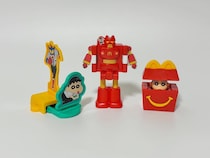 子どもが喜びそうなやつキターーーッ！！！【マクドナルド】の「新作ハッピーセット」が可愛いッッ♡