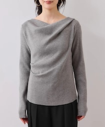 今の流行りは「ドレープ」！【40・50代】も着やすい「おしゃ見えアイテム」