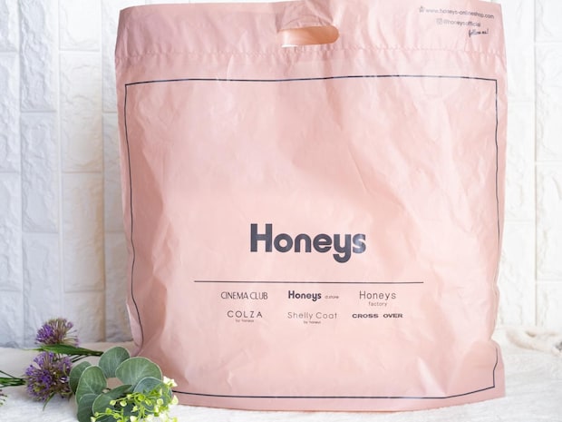 結局『黒』が1番使える！【大人のハニーズ】40・50代のスタメン候補♡「新作ボトムス」