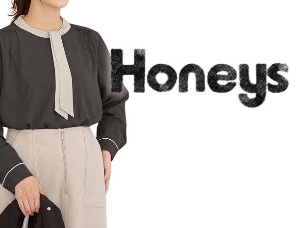 シャツ着るより“こっち”かも！【ハニーズ】40・50代のキレイ見え♡「ボウタイブラウス」