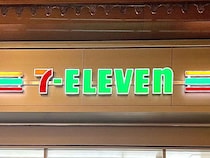 キュートなビジュに手が伸びるッ！【セブン-イレブン】ご褒美おやつに♡「苺スイーツ」