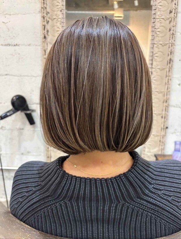 普通ヘアより、断然コッチかも!【40・50代】白髪ぼかし & シャレ見え叶う「ハイブリッドヘア」