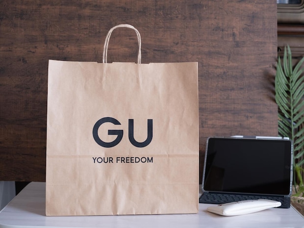 ロンTよりシャツよりこっち！【GU】重ねてグッとシャレ見え♡「ブラウス & チュニック」